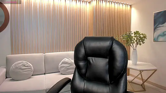 BellaCarteer  online show from 04-19-26, 10:56