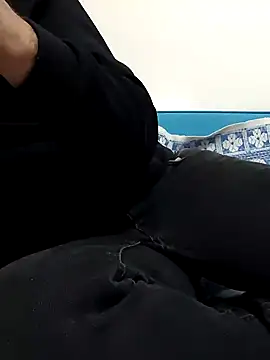 Snapshot of mertBy chatting on 12-26-24, 07:38 mertBy online show from 12-26-24, 07:38