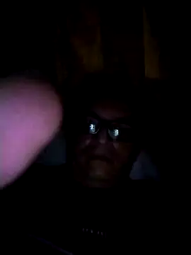 Snapshot of Bombi22 chatting on 01-09-25, 06:06 Bombi22 online show from 01-09-25, 06:06