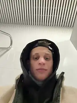 Snapshot of Pvp_family chatting on 12-15-24, 04:59 Pvp family online show from 12-15-24, 04:59