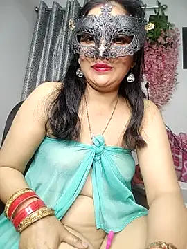 Snapshot of sexy_bhabhi69 chatting on 03-05-25, 07:49 sexy bhabhi69 online show from 03-05-25, 07:49
