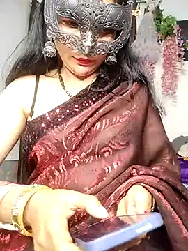 Snapshot of sexy_bhabhi69 chatting on 03-13-25, 06:01 sexy bhabhi69 online show from 03-13-25, 06:01