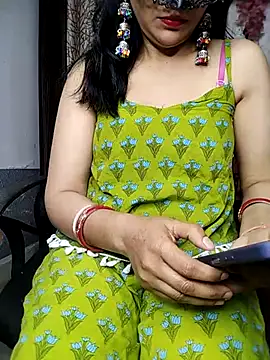 Snapshot of sexy_bhabhi69 chatting on 03-17-25, 06:42 sexy bhabhi69 online show from 03-17-25, 06:42