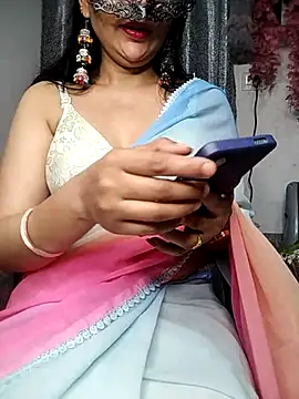 Snapshot of sexy_bhabhi69 chatting on 03-20-25, 04:53 sexy bhabhi69 online show from 03-20-25, 04:53