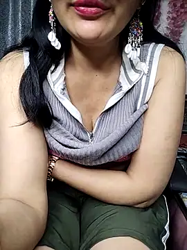 Snapshot of sexy_bhabhi69 chatting on 03-22-25, 08:26 sexy bhabhi69 online show from 03-22-25, 08:26