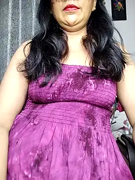 Snapshot of sexy_bhabhi69 chatting on 10-14-25, 05:25 sexy bhabhi69 online show from 10-14-25, 05:25