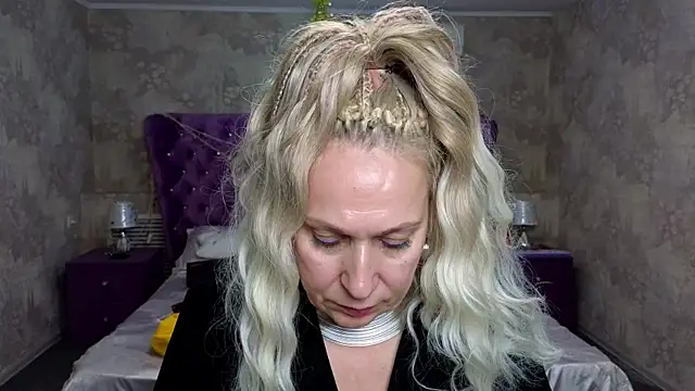 Snapshot of Penelope_Pinky chatting on 01-19-25, 10:49 Penelope Pinky online show from 01-19-25, 10:49