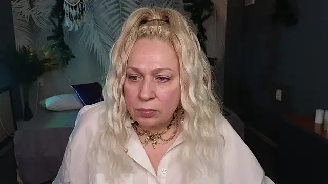 Snapshot of Penelope_Pinky chatting on 01-20-25, 02:25 Penelope Pinky online show from 01-20-25, 02:25