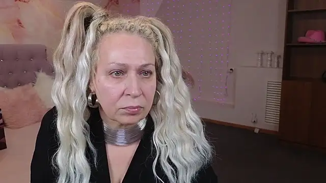 Snapshot of Penelope_Pinky chatting on 01-22-25, 02:03 Penelope Pinky online show from 01-22-25, 02:03