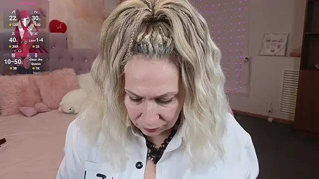 Snapshot of Penelope_Pinky chatting on 02-12-25, 05:58 Penelope Pinky online show from 02-12-25, 05:58