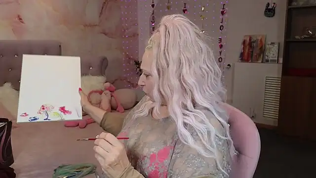 Snapshot of Penelope_Pinky chatting on 03-13-25, 05:39 Penelope Pinky online show from 03-13-25, 05:39