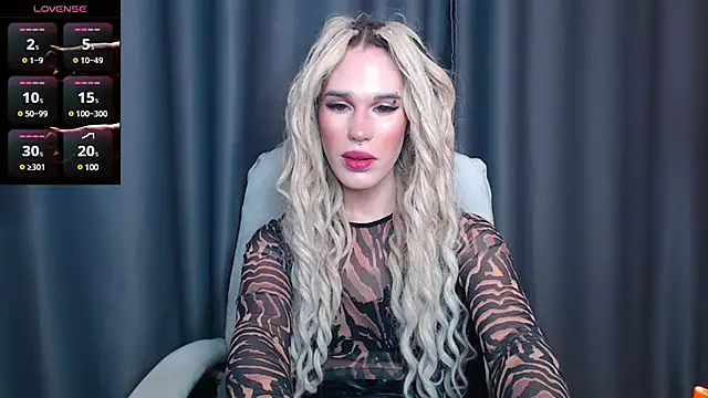 Snapshot of Cassie_Bae chatting on 01-17-25, 06:23 Cassie Bae online show from 01-17-25, 06:23