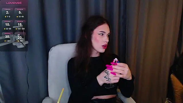 Snapshot of Cassie_Bae chatting on 03-04-25, 08:49 Cassie Bae online show from 03-04-25, 08:49