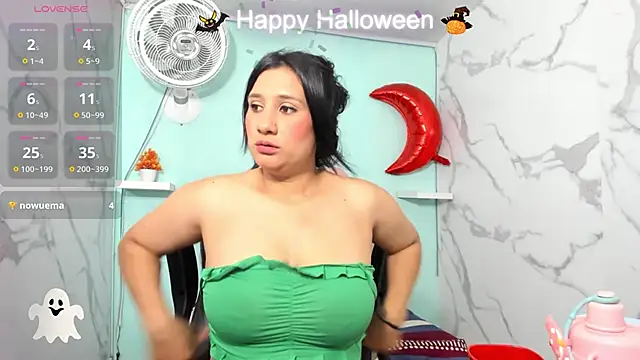 Snapshot of karime_sexygirl chatting on 11-01-25, 11:45 karime sexygirl online show from 11-01-25, 11:45