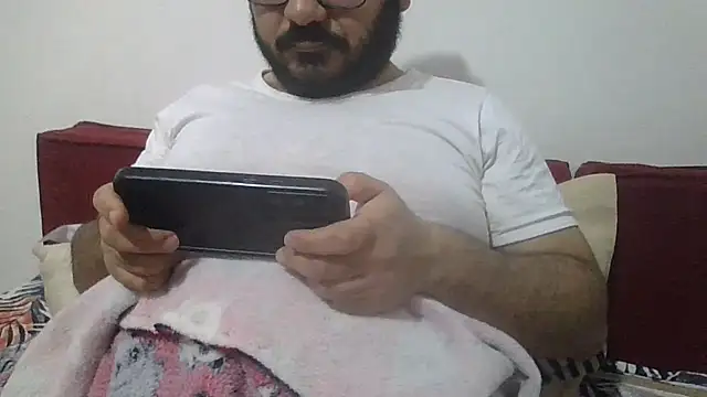 UrfavSlaveBitch online show from 03-09-26, 06:23