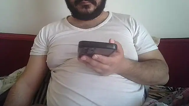 UrfavSlaveBitch online show from 03-28-26, 10:37