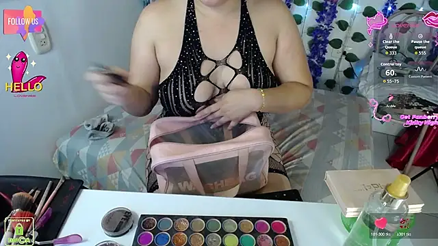 CassandraBaby  online show from 10-25-25, 07:41