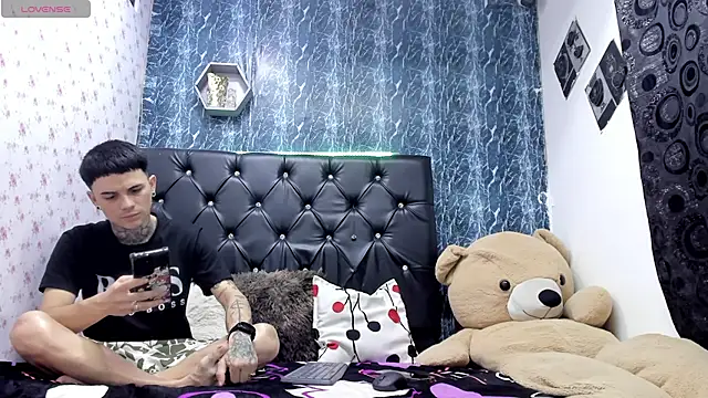 exotic hot couple online show from 02-04-26, 09:09