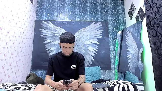 exotic hot couple online show from 04-13-26, 10:15