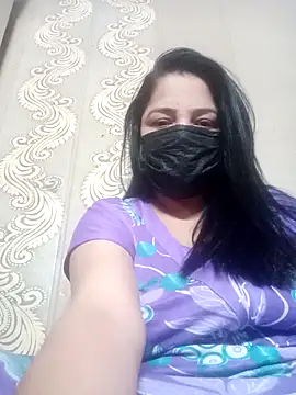 Snapshot of hornycoupleJandS chatting on 04-21-26, 01:06 hornycoupleJandS online show from 04-21-26, 01:06