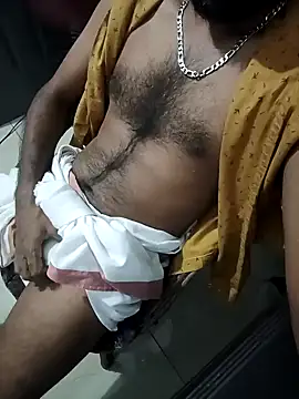 Snapshot of johnsinsexy chatting on 12-18-24, 05:52 johnsinsexy online show from 12-18-24, 05:52