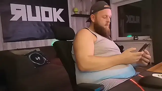 TinyDickBear online show from 09-10-25, 07:14