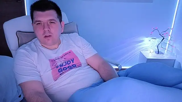 Snapshot of JasonJacks chatting on 05-01-26, 03:00 JasonJacks online show from 05-01-26, 03:00
