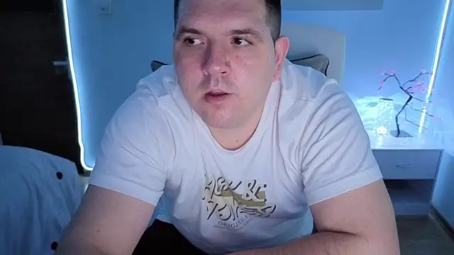 Snapshot of JasonJacks chatting on 05-20-26, 03:02 JasonJacks online show from 05-20-26, 03:02