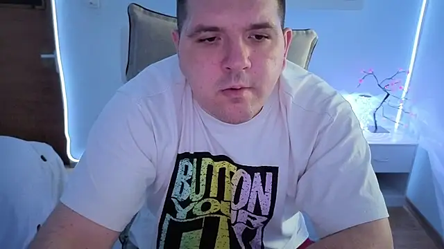 Snapshot of JasonJacks chatting on 05-21-26, 04:30 JasonJacks online show from 05-21-26, 04:30