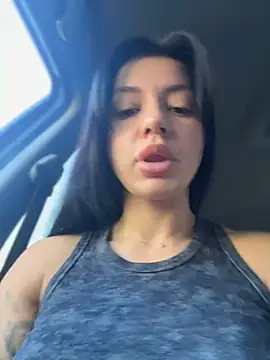 Snapshot of JulliaVegas chatting on 06-10-26, 02:45 JulliaVegas online show from 06-10-26, 02:45