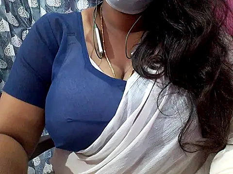 Snapshot of Tamilsathya2024 chatting on 03-13-25, 04:45 Tamilsathya2024 online show from 03-13-25, 04:45