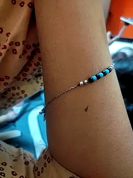 Snapshot of sunita-doll chatting on 03-05-25, 05:08 sunita-doll online show from 03-05-25, 05:08