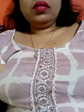 Snapshot of sunita-doll chatting on 09-15-25, 01:49 sunita-doll online show from 09-15-25, 01:49