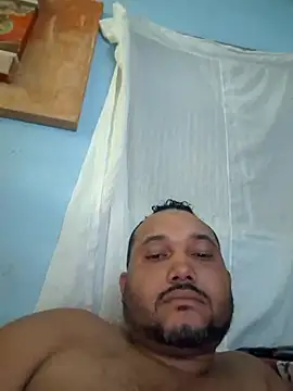 Snapshot of alexjs84 chatting on 12-23-24, 01:08 alexjs84 online show from 12-23-24, 01:08