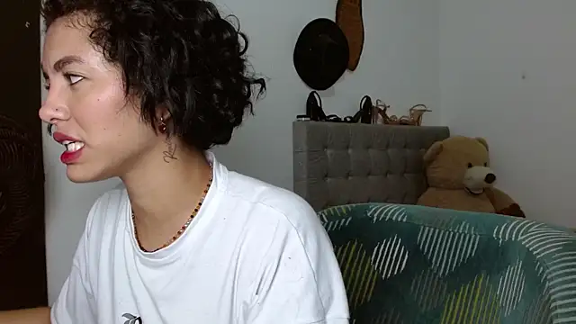 Sexy Lia  online show from 04-28-26, 02:10