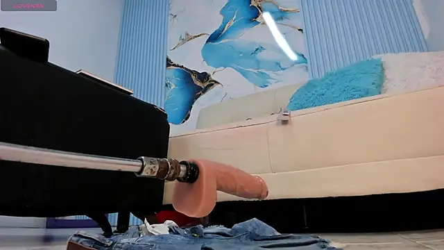 Snapshot of Danniela18_ chatting on 03-06-25, 01:27 Danniela18 online show from 03-06-25, 01:27