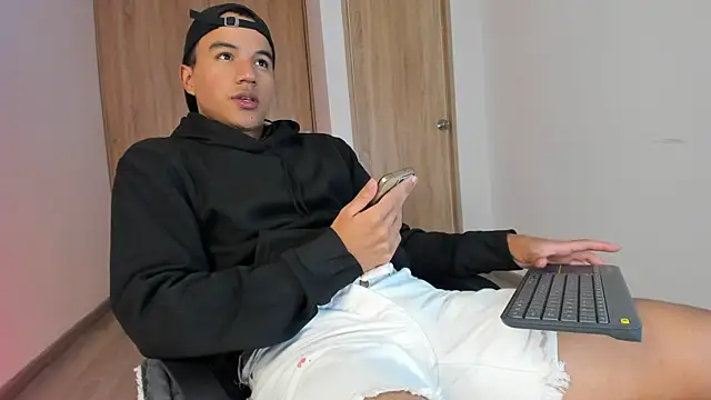 lucas wellx online show from 06-05-26, 02:40