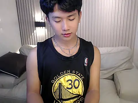 Snapshot of dangerzone0122 chatting on 01-08-26, 05:26 dangerzone0122 online show from 01-08-26, 05:26