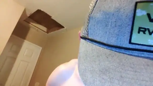 Snapshot of Huntzg23 chatting on 11-22-25, 02:32 Huntzg23 online show from 11-22-25, 02:32