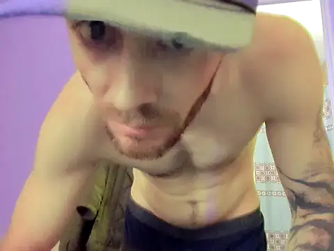 Snapshot of Huntzg23 chatting on 11-30-25, 11:36 Huntzg23 online show from 11-30-25, 11:36