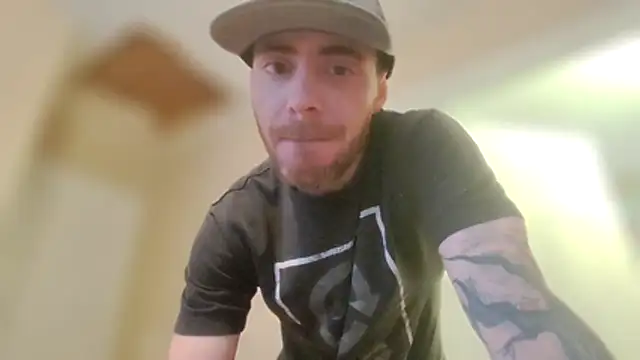 Huntzg23 online show from 03-04-26, 05:52