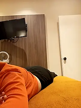 Snapshot of Eleni_Pappa chatting on 02-10-25, 08:53 Eleni Pappa online show from 02-10-25, 08:53