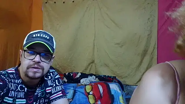 Snapshot of pecadodulce123 chatting on 11-25-25, 09:48 pecadodulce123 online show from 11-25-25, 09:48