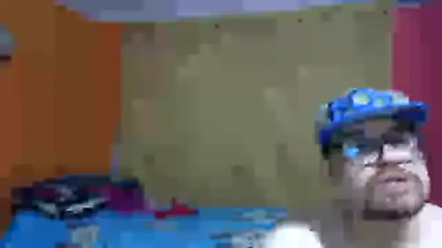 Snapshot of pecadodulce123 chatting on 12-01-25, 01:32 pecadodulce123 online show from 12-01-25, 01:32