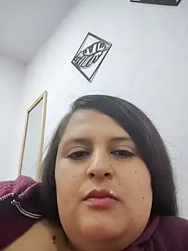 Miss balloonsmila online show from 10-01-25, 12:16