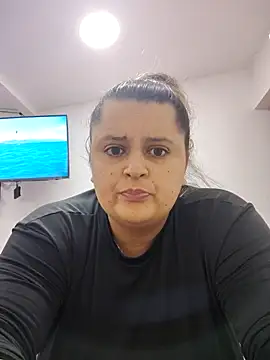 Miss balloonsmila online show from 10-17-25, 02:04