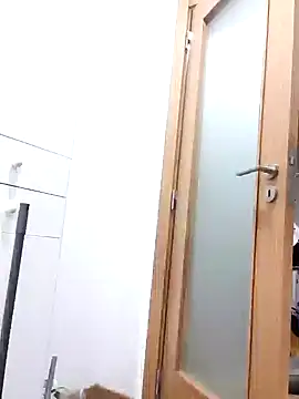 Snapshot of priscilla420 chatting on 10-07-25, 07:44 priscilla420 online show from 10-07-25, 07:44