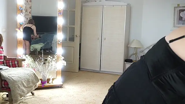 moonlight4u online show from 04-28-26, 03:55