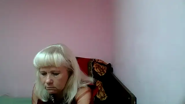 sakura blonde online show from 02-19-25, 12:11