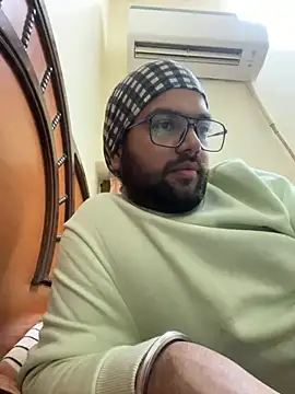 Arsh Loves Luv online show from 12-29-24, 02:21